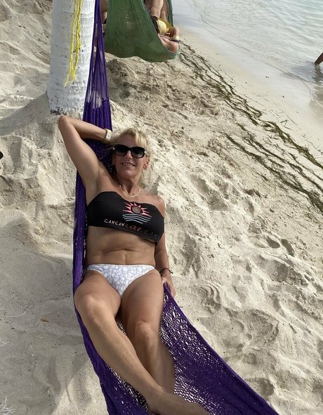 fitcougar50 かわいいモデル 写真