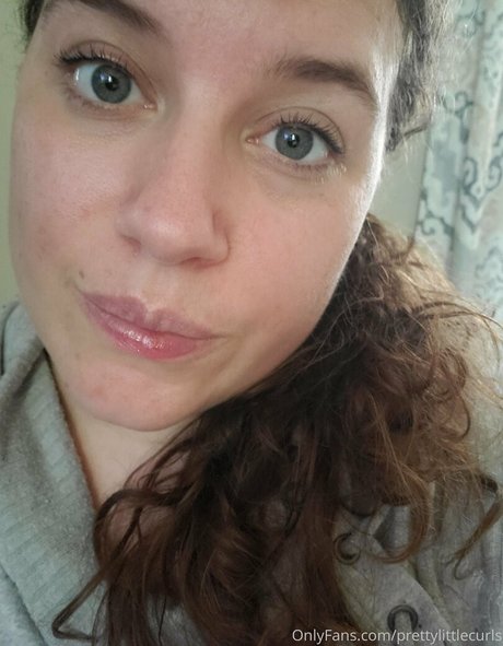 prettylittlecurls ヌードモデル 写真