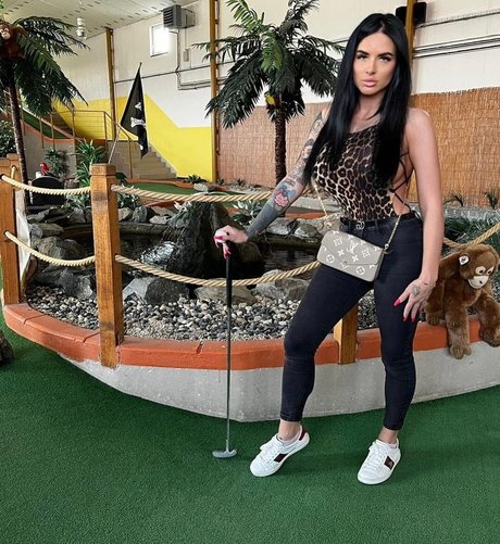 Barbie Esm ホットなスター アーカイブ