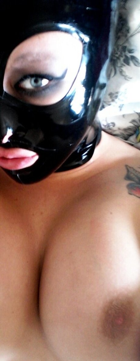 ゲイビデオ OnlyFans パーフェクト 画像