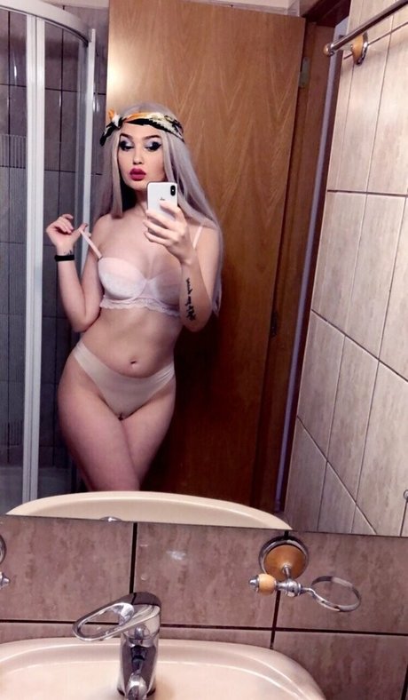 lauramarcuweb free HDモデル 写真