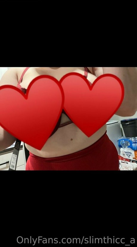 slimthicc a ポルノモデル 画像