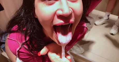 tattoogirl alia アートポルノスター 写真