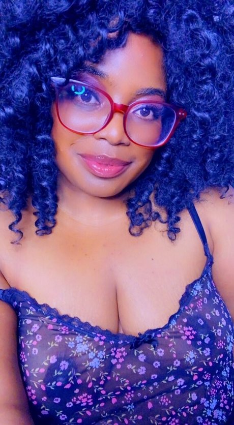 アマチュアヌードオンリーファンズ アダルト無料 アーカイブ