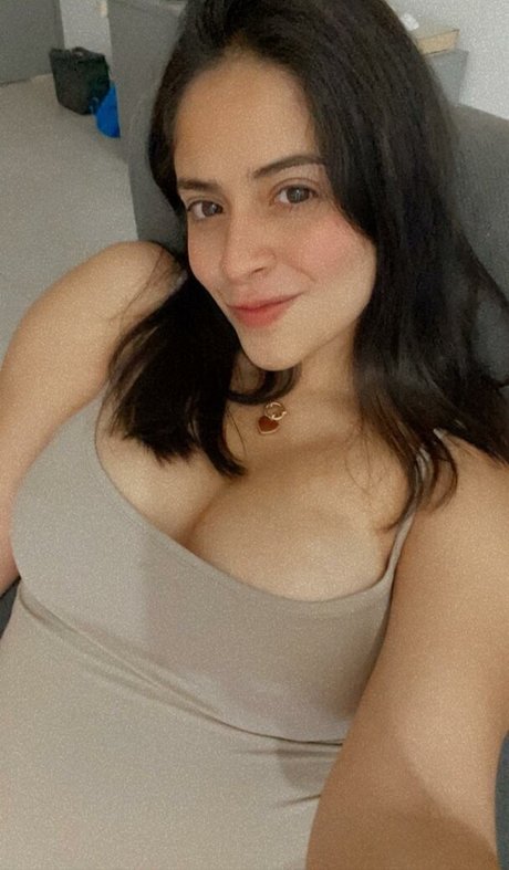 18歳以下の無料OnlyFans セクシー 写真