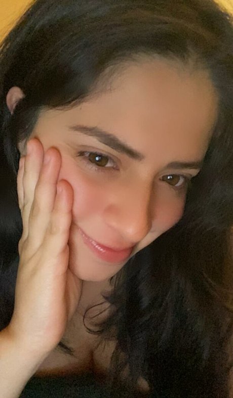 Totti Mane ヌードモデル 画像