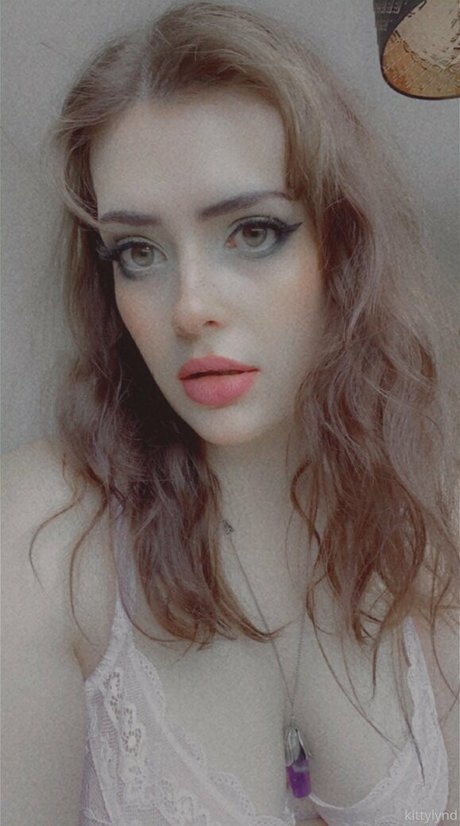 kittylynd エロティック女優 写真
