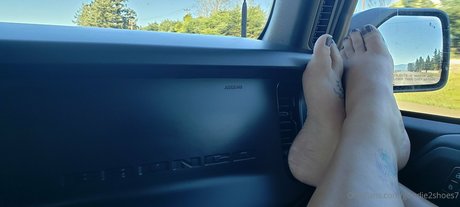 goodie2shoes7 アート女優 写真