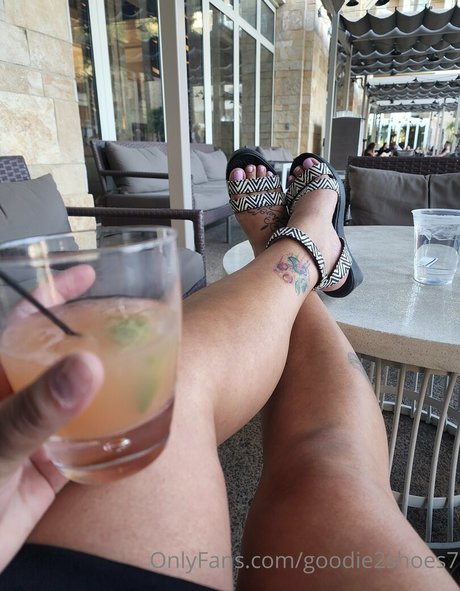 goodie2shoes7 エロティックなポルノスター 画像