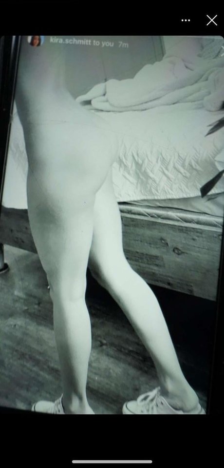 Kira Schmitt 無料のスター 写真