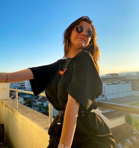 Nina Joy 高品質のポルノスター 写真