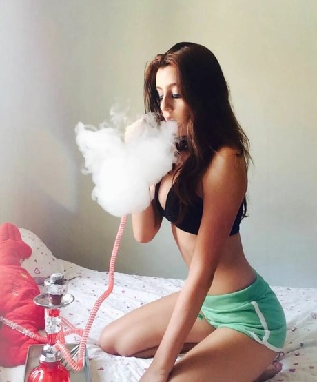 イギリスのプッシーOnlyFans ヌード ギャラリー