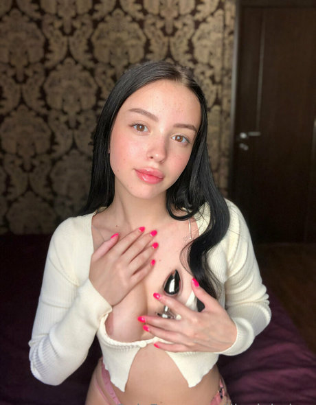 lilypinkglow ポルノモデル 写真