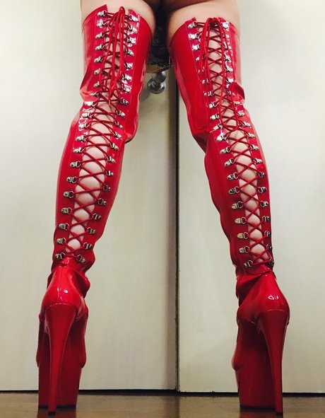 Empress Poison 高品質のポルノスター 写真