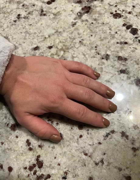 アマチュアヌードオンリーファンズ 無料 ギャラリー