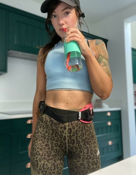 Maisey Brooks HDモデル 写真