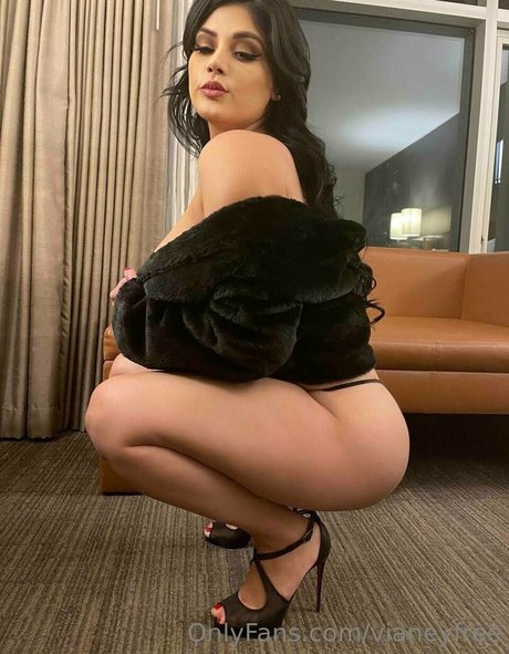 教師限定ファン セクシー裸 写真