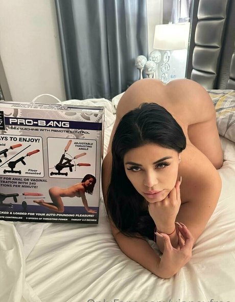 ヘンタイオンリーファンズ ヌード 画像