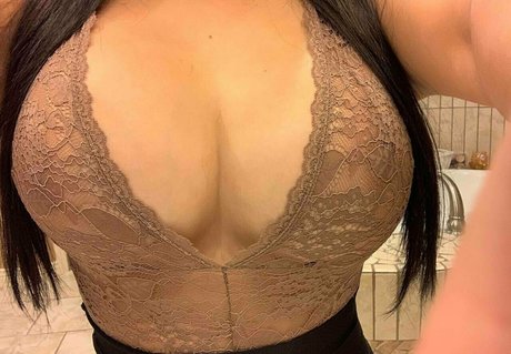 ジムガールズオンリーファンズ 無料セクシー 写真