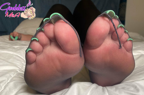 goddessmiiafree ポルノモデル 写真