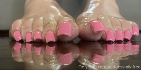 goddessmiiafree 裸のモデル 画像