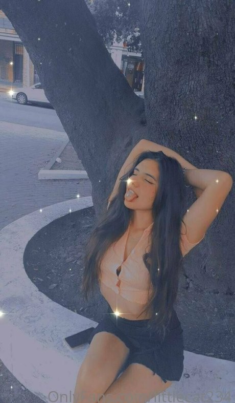 金髪の射精OnlyFans アートポルノ 画像