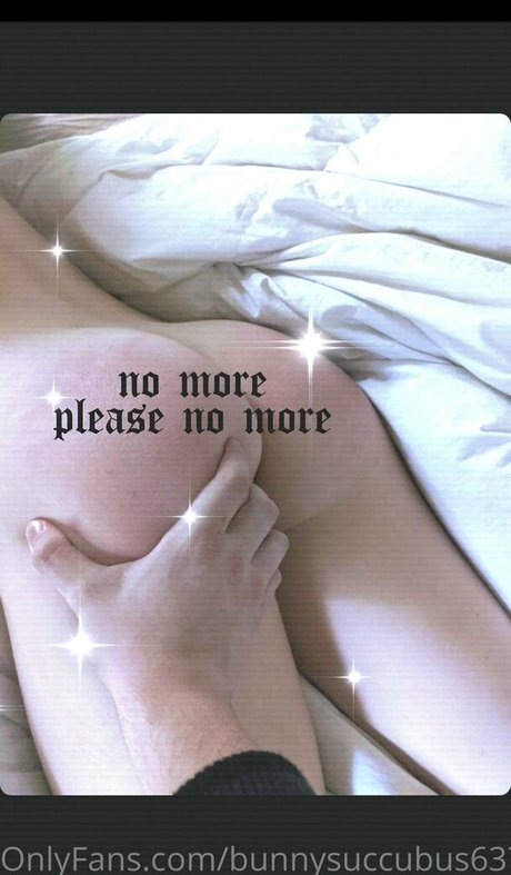 19歳のOnlyFans ホット 写真