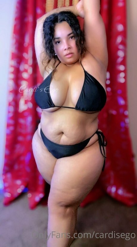 巨乳 パイズリ OnlyFans 無料 画像