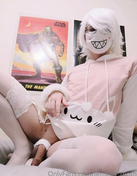 熟女クーガーオンリーファンズ ポルノ 画像