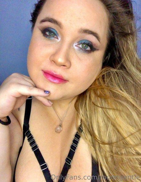 巨乳ランジェリーOnlyFans xxx 写真