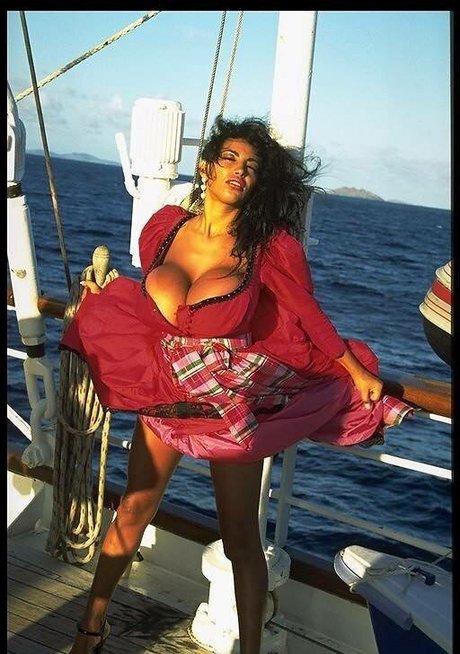 騎乗位熟女OnlyFans ベスト 写真