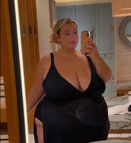 juiceefruitee セックスモデル 画像