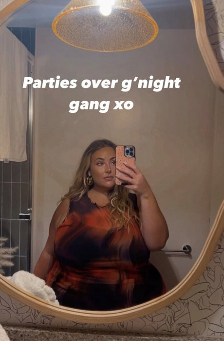 juiceefruitee 裸のモデル 画像