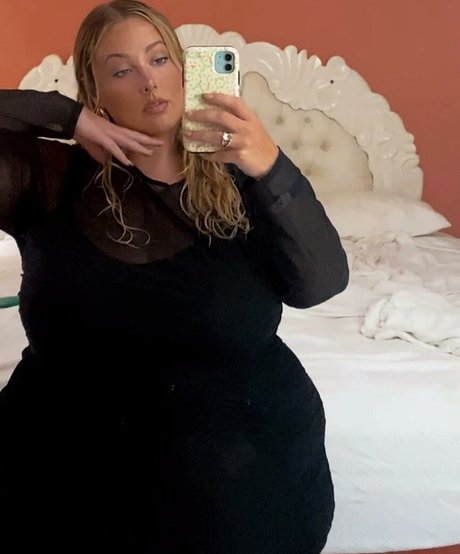 OnlyFansの普及 HD 画像