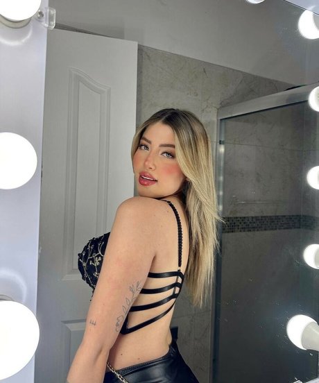 Fery Garcia エロティックなポルノスター 画像