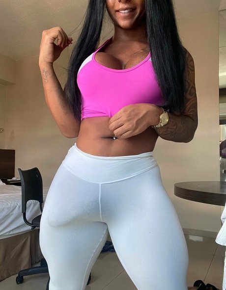 eeubacelar HDポルノスター 写真