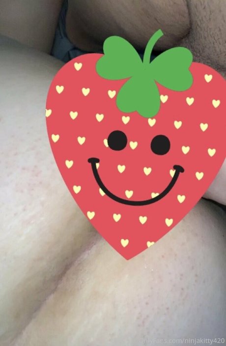 ninjakitty420 ポルノスター ヌード 写真