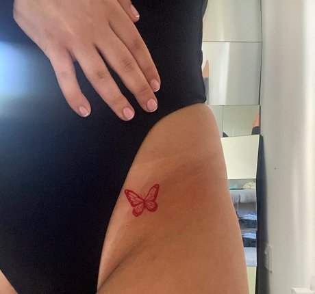 ヘンタイオンリーファンズ えろた 写真