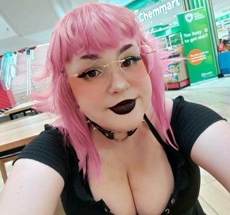 twistedlittlefree 美しい女優 アーカイブ