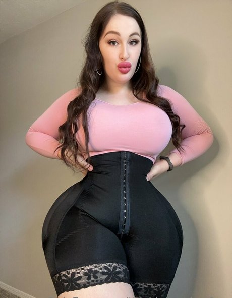 thickbunnylexifree 完璧なポルノスター 写真