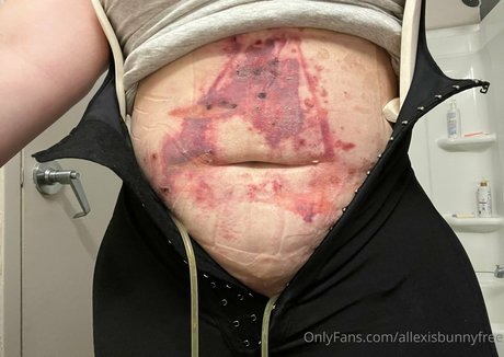 パウグプリンセスOnlyFans 美しいヌード 写真