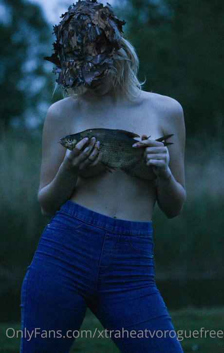 教師限定ファン 無料 写真