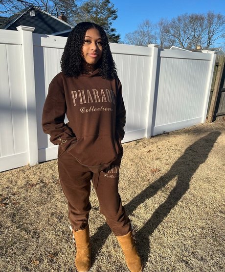 Elyse Rey 美しい女優 ギャラリー