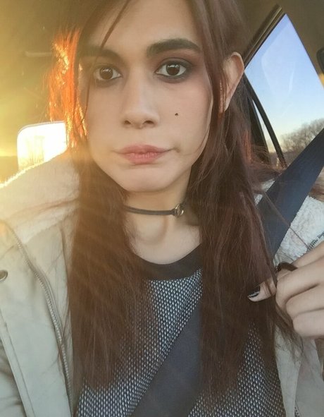 Slugboi セクシーモデル 写真