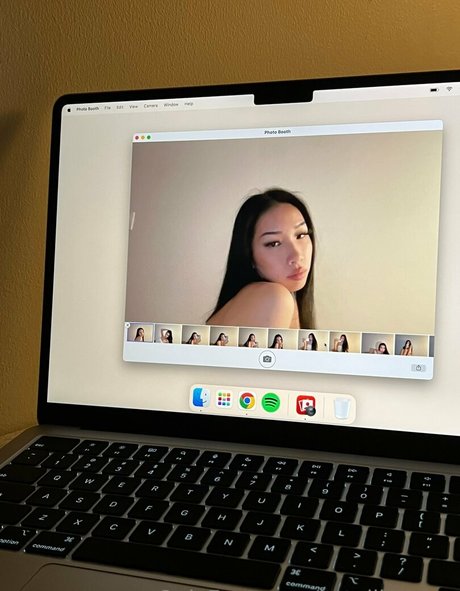 kamillawong 裸モデル 写真