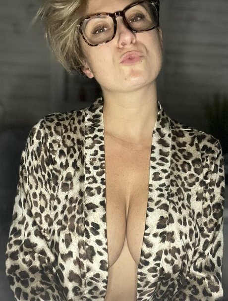 ロシアのお母さんOnlyFans ホット 写真