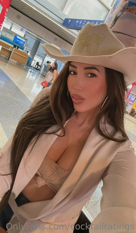 ボールズオンリーファンズ 無料セクシー 写真