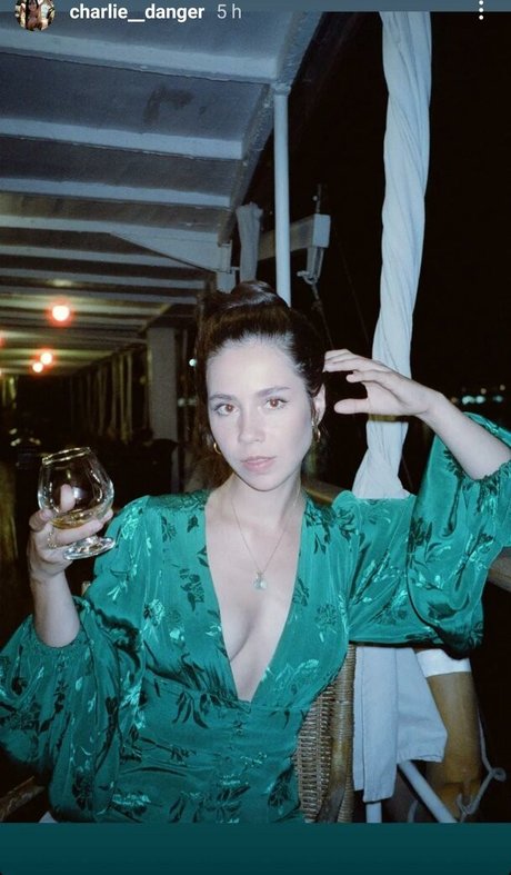 脱衣OnlyFans 無料エロ 写真