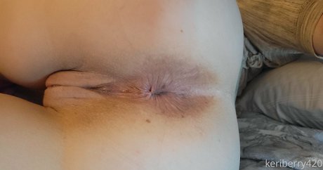 keriberry 420 ポルノスター 可愛い 画像