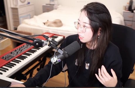 lolnatsumiii かわいいポルノスター 写真